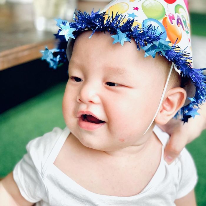 Biểu cảm chuẩn cây hài nhí của Bo thúi và Leon khi đói bụng