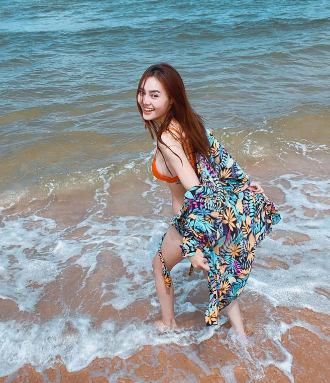 Bố mẹ sao Việt giúp con sống ảo: Ai có tâm bằng bố Khánh Vân