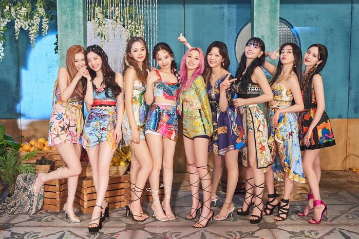 BTS, BLACKPINK và sao Hàn khôn ngoa khi gặp câu hỏi hóc búa