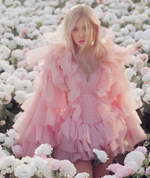 BXH ca khúc đỉnh nhất Kpop nửa đầu 2021: Rosé xuất hiện thay BLACKPINK
