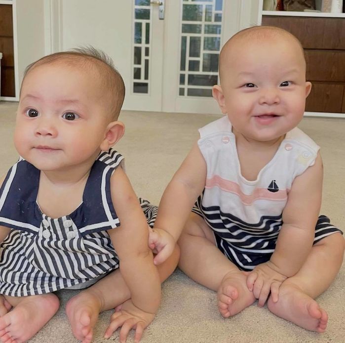 Cả nhà Hà Hồ lên đồ chụp ảnh: Lisa thần thái còn Leon nhăn quá vậy con