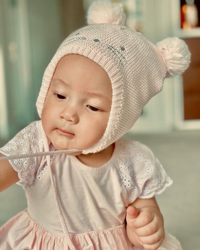 Cả nhà Hà Hồ lên đồ chụp ảnh: Lisa thần thái còn Leon nhăn quá vậy con
