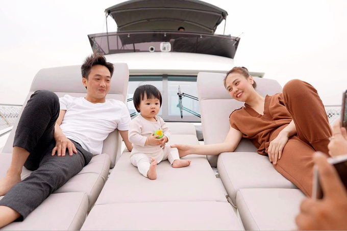 Các bà mẹ bỉm sữa chăm con khéo nhất Vbiz
