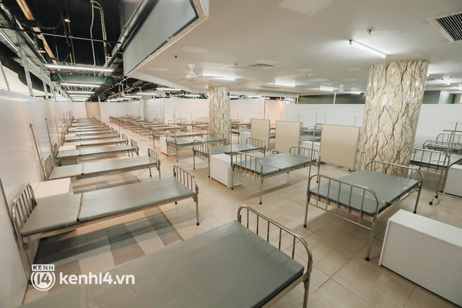 Cận cảnh bệnh viện dã chiến tại Thuận Kiều Plaza trước khi hoạt động