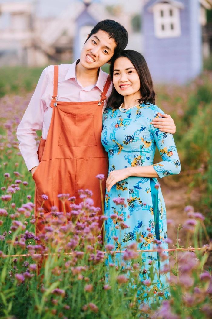 Cậu học sinh ở Hà Nội mắc tự kỷ đậu cùng lúc 3 trường Đại học danh giá