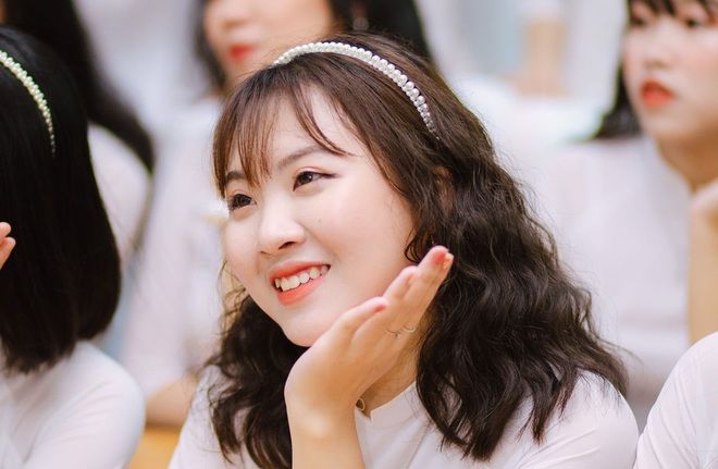 Kỳ tích: Hai anh em sinh đôi là thủ khoa và á khoa khối C cả nước
