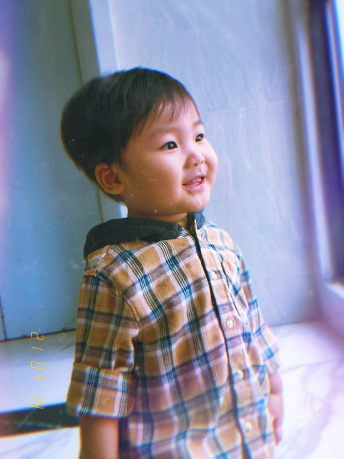 Chưa đầy 2 tuổi rich kid nhà Hoà Minzy đã xác định tương làm giám đốc
