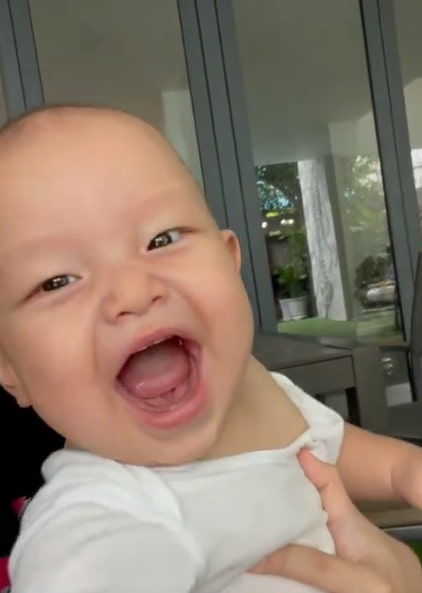 Hồ Ngọc Hà: Leon cười là phụ, cả nhà cười là chính