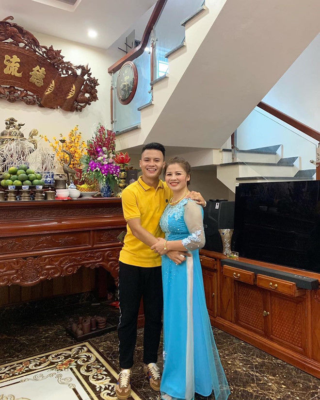 Sau chia tay: Nhật Lê đẹp hẳn ra, Quang Hải sự nghiệp thăng hoa