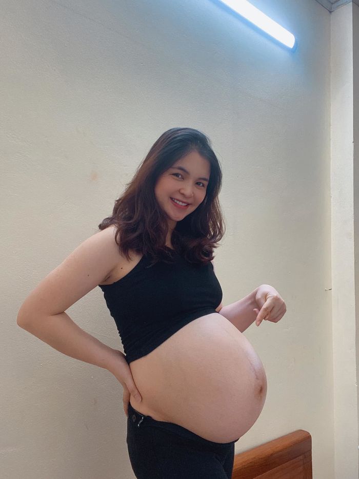 Cuộc sống hiện tại của chị Kính Hồng: Sinh con gái có má lúm cực yêu