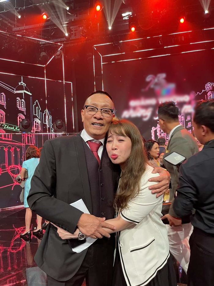 Cuộc sống hiện tại của MC Rung chuông vàng: Phụ trách toàn show hot