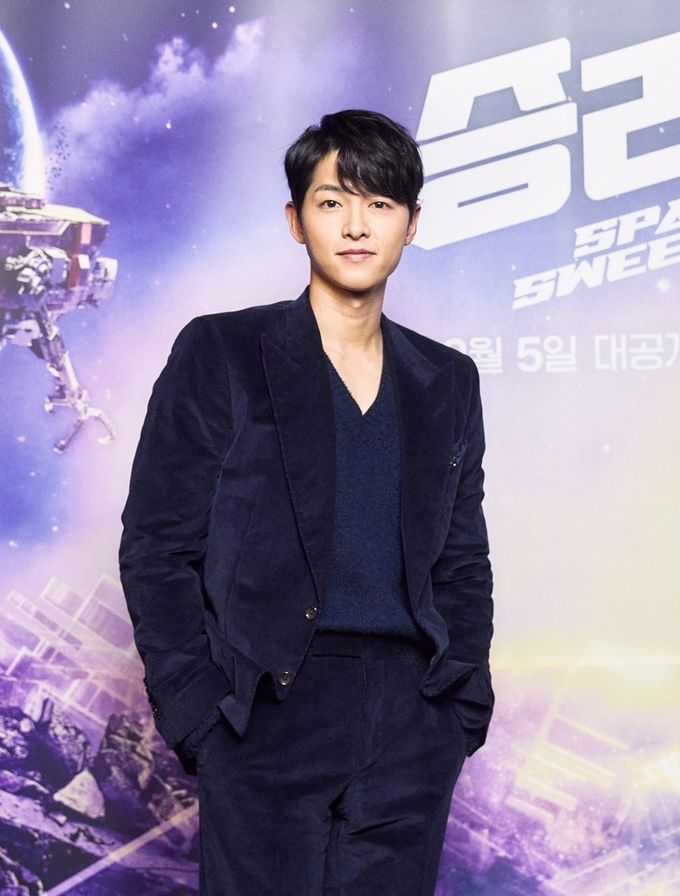 Cuộc sống khác biệt của Song Joong Ki - Song Hye Kyo sau ly hôn
