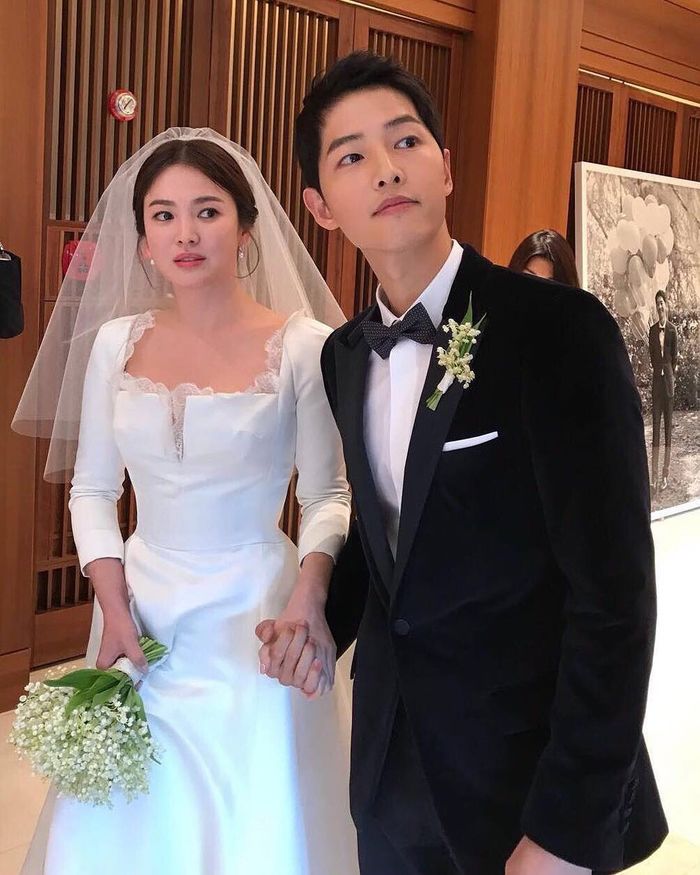Cuộc sống khác biệt của Song Joong Ki - Song Hye Kyo sau ly hôn