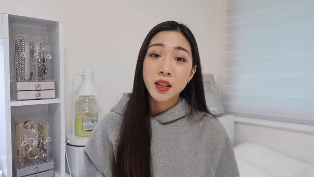 Cựu idol bật mí về chuyện trang phục: Phải mặc đồ ám mùi người khác