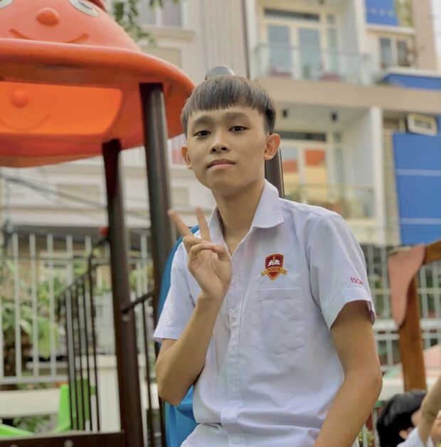 Điểm thi tốt nghiệp THPT của sao Việt 2k3: Phương Mỹ Chi gây bất ngờ