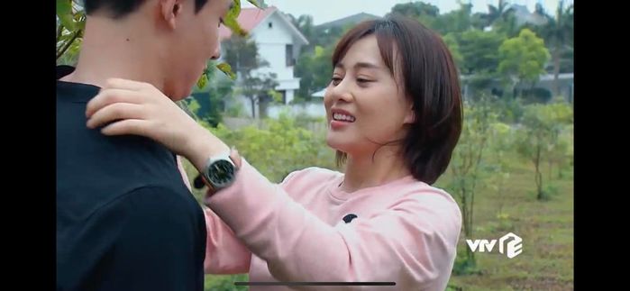 Đời tư của dàn sao Hương Vị Tình Thân: Thu Quỳnh bị chồng phụ