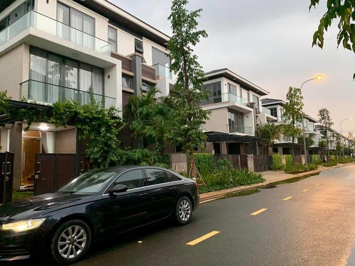 Hà Hồ hé lộ những góc đắt giá ở biệt thự mới liên quan tới Leon-Lisa