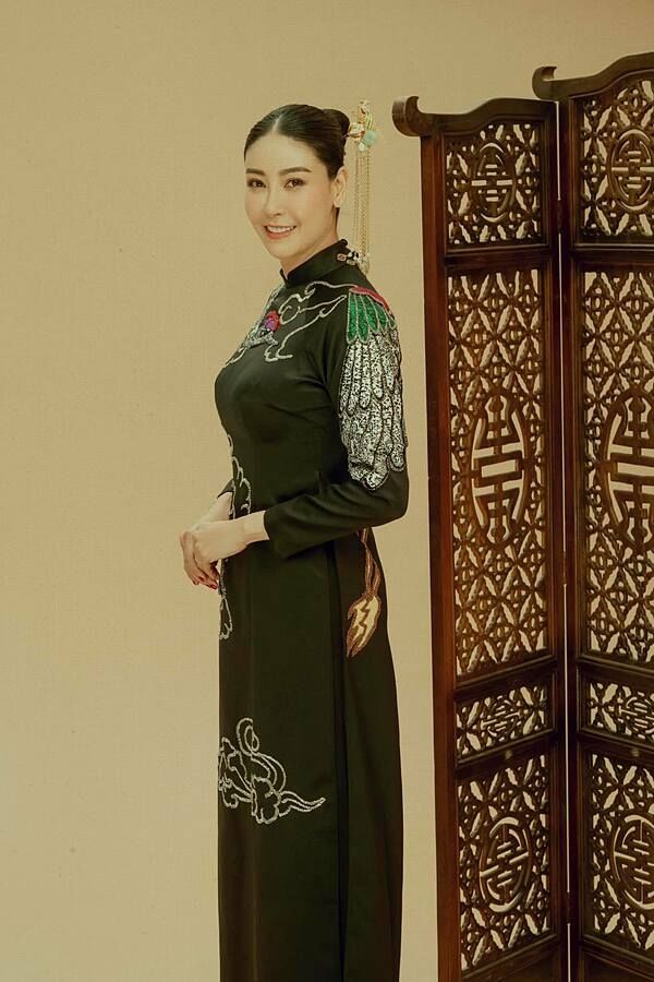 Hà Kiều Anh: chúa vua Minh Mạng, có khách sạn bự nhất Vũng Tàu