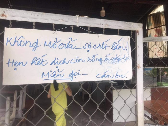 Muôn kiểu bo xì hàng xóm mùa dịch: Không mở cửa, sợ lắm