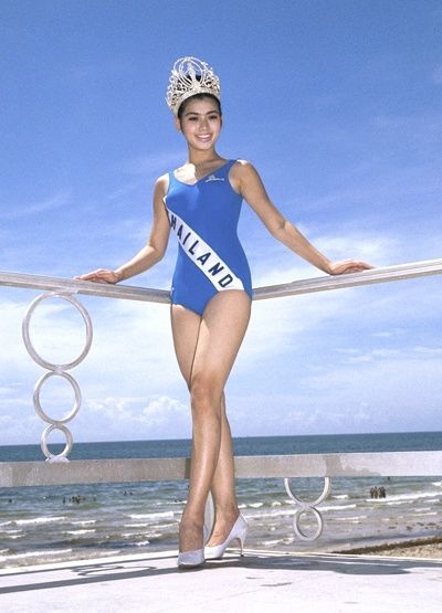 Hoa hậu Hoàn Vũ Thái Lan 1965: U80 vẫn trẻ đẹp khó tin