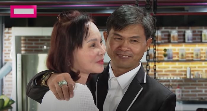 Bà cô U50 đi hẹn hò mà hỏi đàng trai không thiếu câu gì về tài sản