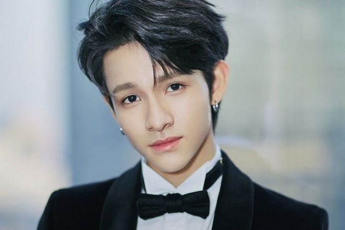 Idol crush đồng nghiệp: Jungkook mê IU nhưng IU lại mê người có vợ