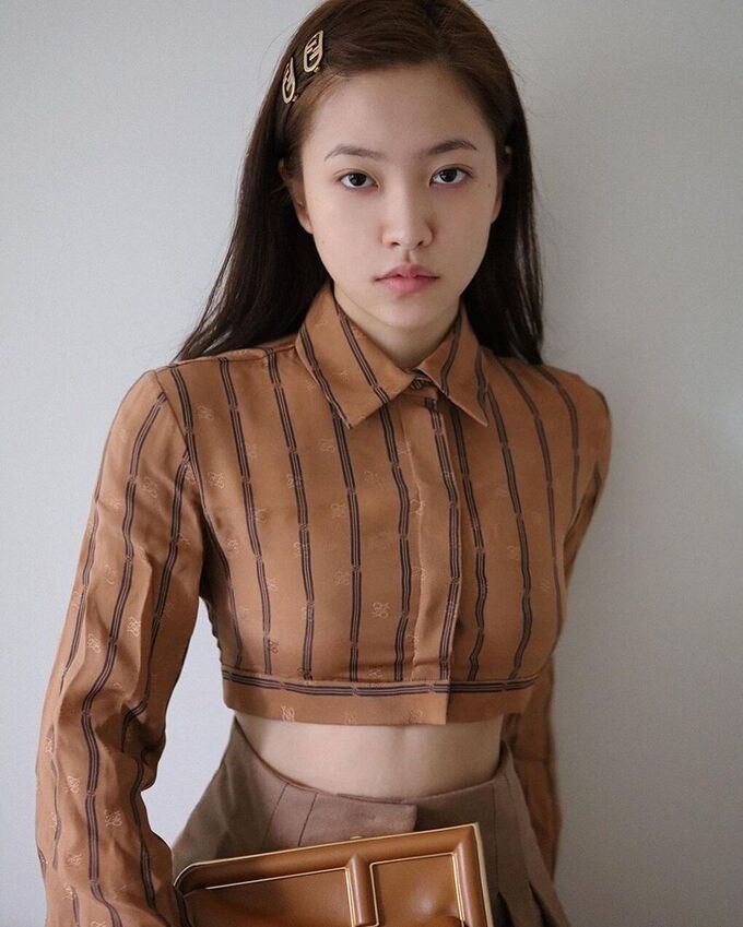 Idol Hàn lăng xê son bợt bạt: Liệu Jennie (BLACKPINK) có trội nhất?