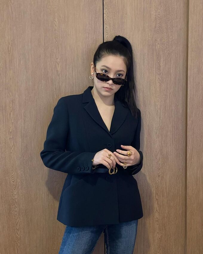 Idol Hàn lăng xê son bợt bạt: Liệu Jennie (BLACKPINK) có trội nhất?