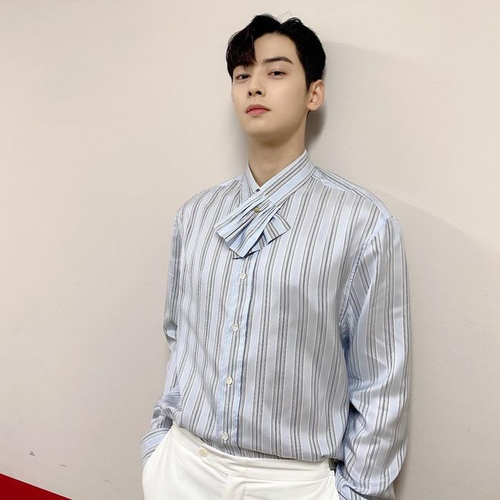 Idol ngồi yên sự nổi tiếng cũng ập vào người: Cha Eunwoo đặc biệt nhất