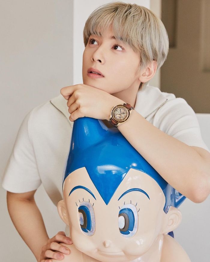 Idol ngồi yên sự nổi tiếng cũng ập vào người: Cha Eunwoo đặc biệt nhất