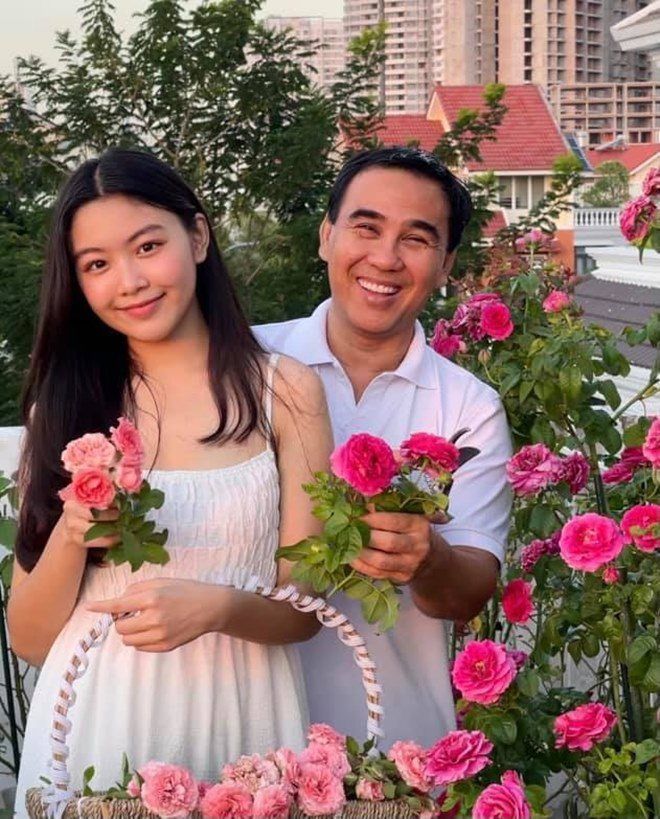 Khổ trăm bề khi làm con của nghệ sĩ: ái nữ nhà Mạc Văn Khoa bị chê