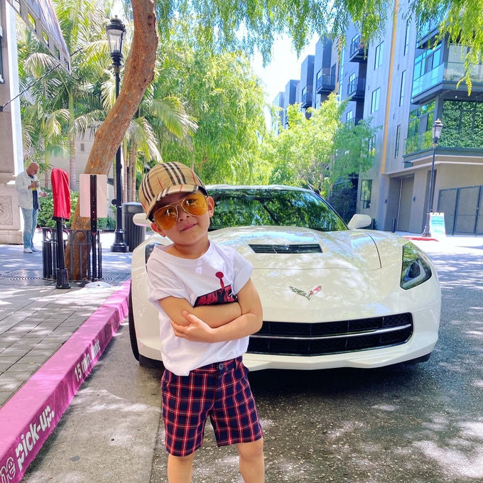 Rich kid nhà Đan Trường: có công ty riêng, kiếm ngàn USD mỗi tháng