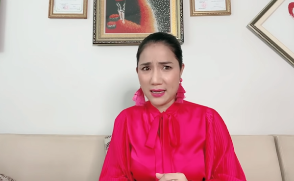 Bỏ tiền túi đi làm từ thiện, sao Việt có đáng bị chỉ trích?