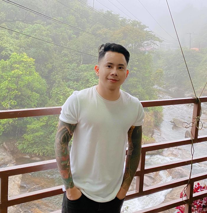 Lê Bảo Bình: đời tư kín tiếng, ra MV không quảng bá vẫn top 1 trending