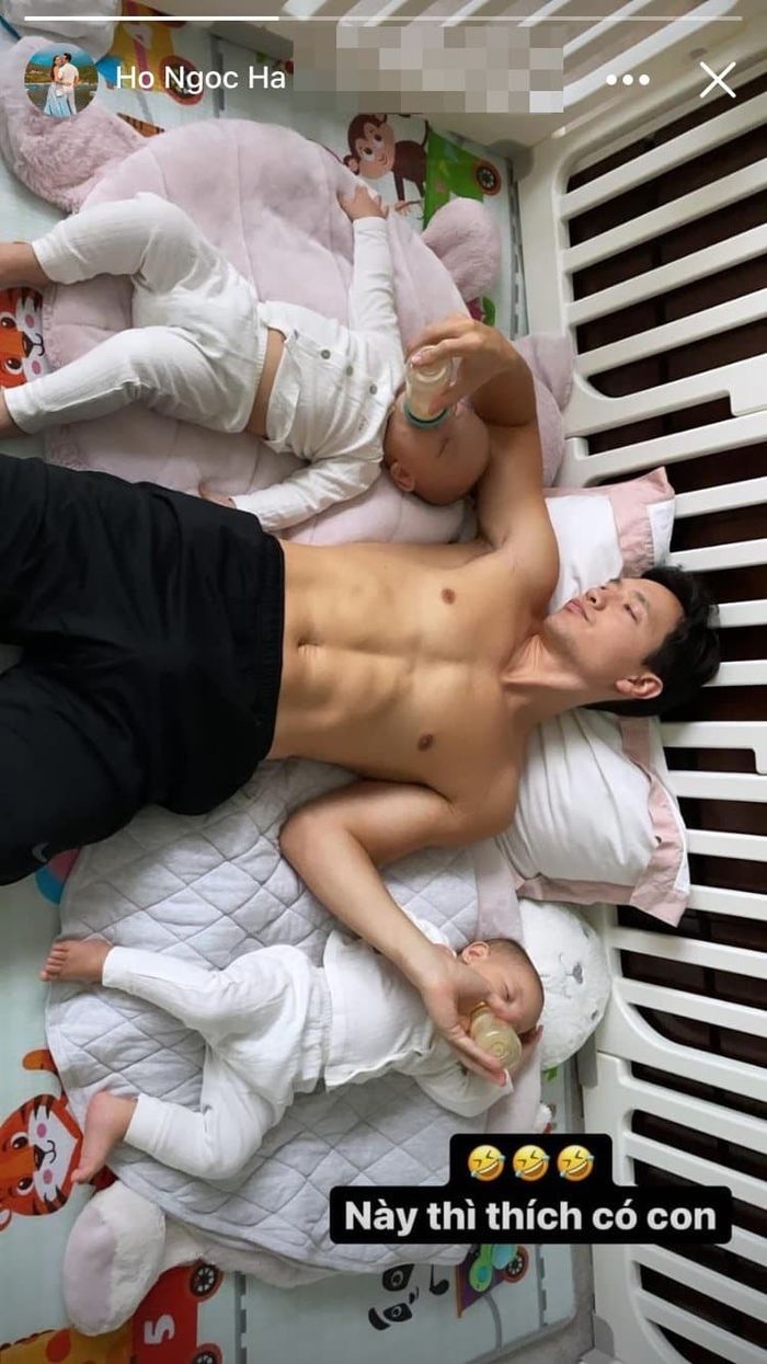 Liên tục cởi trần khi chăm con, Kim Lý cũng nhận quả đắng từ Lisa