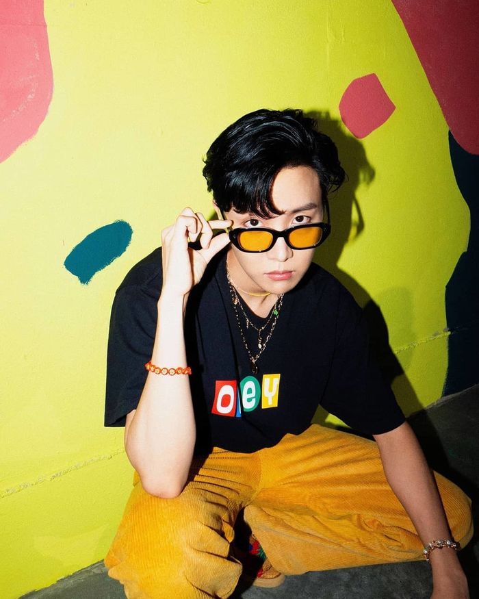 Không phải gà cưng nhưng RM (BTS) và loạt idol lại có bóng dáng YG