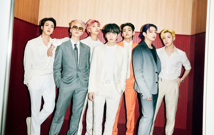 Loạt idol tham gia thử giọng trước lúc ra mắt: Jungkook được chiêu mộ