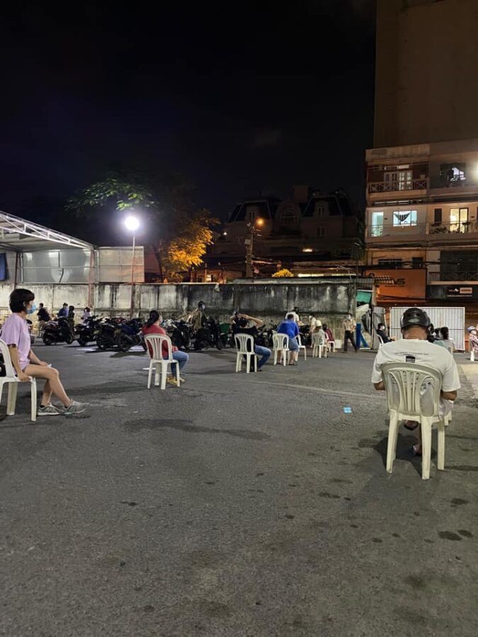 Thực phẩm tiếp tế từ Đà Lạt đến SG hỏng hết vì 3 ngày chưa đến nơi