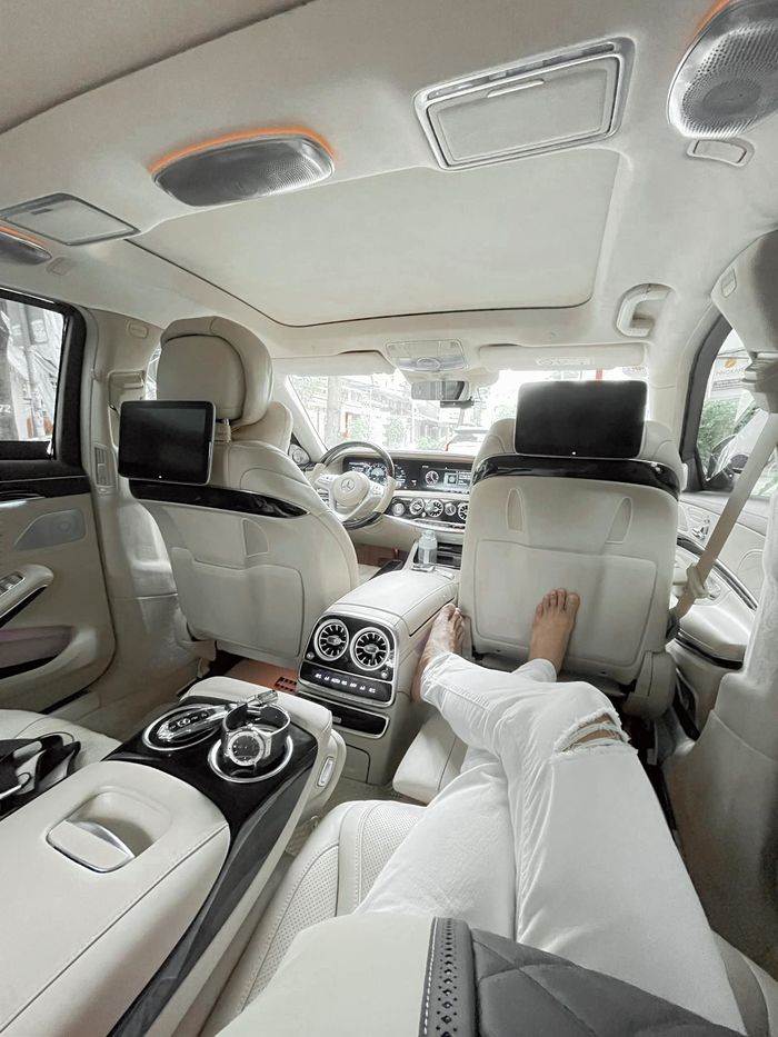 Lý Bình xây nhà to nhất xóm để rước Phương Trinh Jolie về dinh