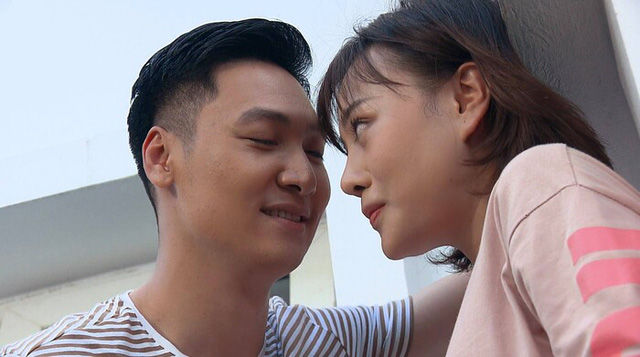 Mạnh Trường: Không gặp riêng bạn diễn nữ cho vợ đỡ lăn tăn!