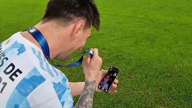 Thành công của đàn ông luôn có bóng dáng vợ: Messi xem vợ là nhất