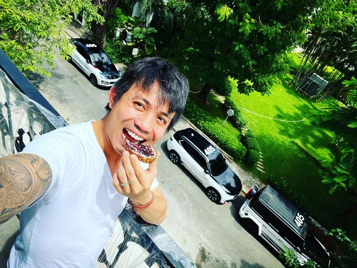 Mua nhà kiểu đại gia: Đoàn Di Băng tập con lối sống chanh sả