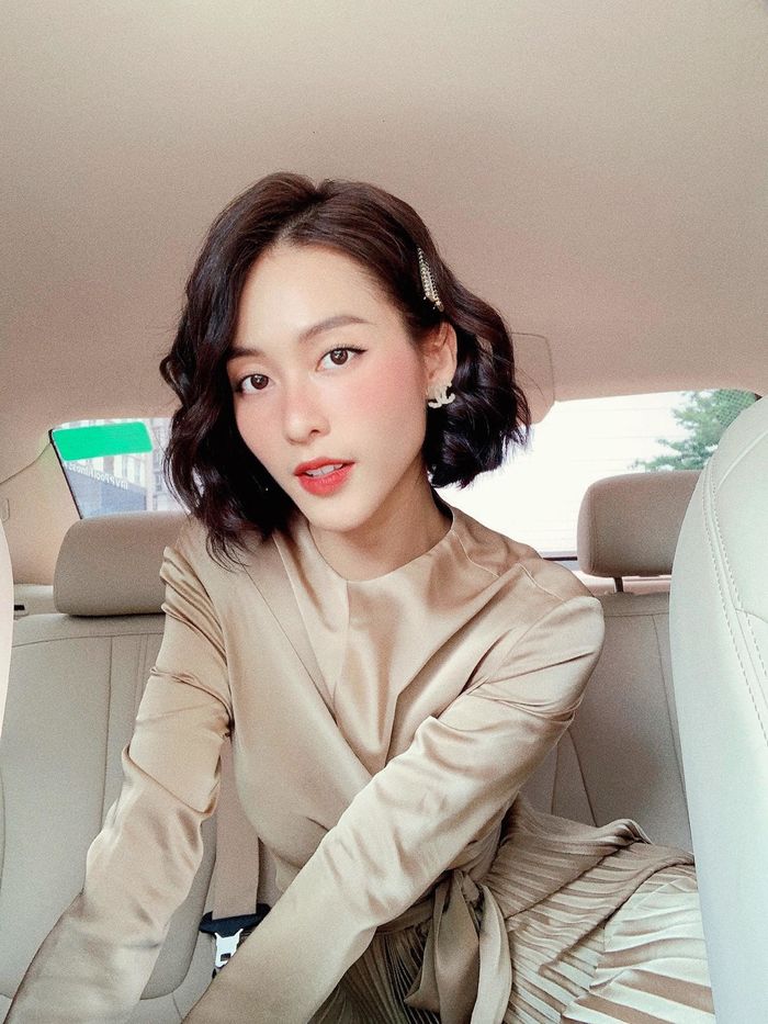Mỹ nhân đẹp thì có đẹp nhưng cân nặng đáng lo: Khả Ngân còn 42kg