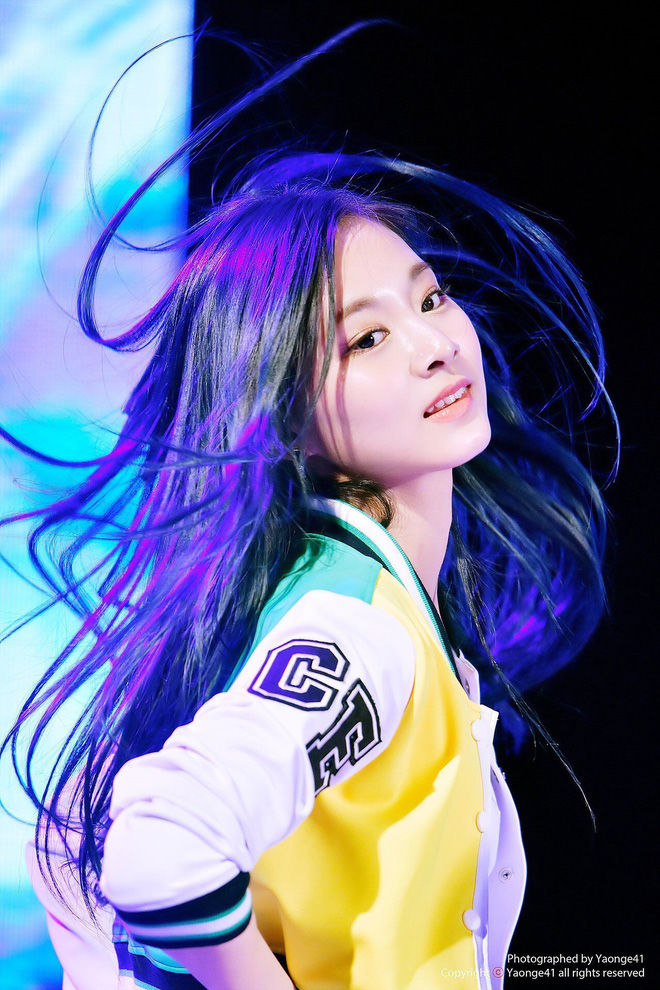 Mỹ nhân Kpop xứng danh nữ hoàng hất tóc: Rosé (BLACKPINK) chưa nhất