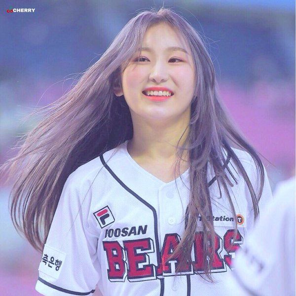 Mỹ nhân Kpop xứng danh nữ hoàng hất tóc: Rosé (BLACKPINK) chưa nhất