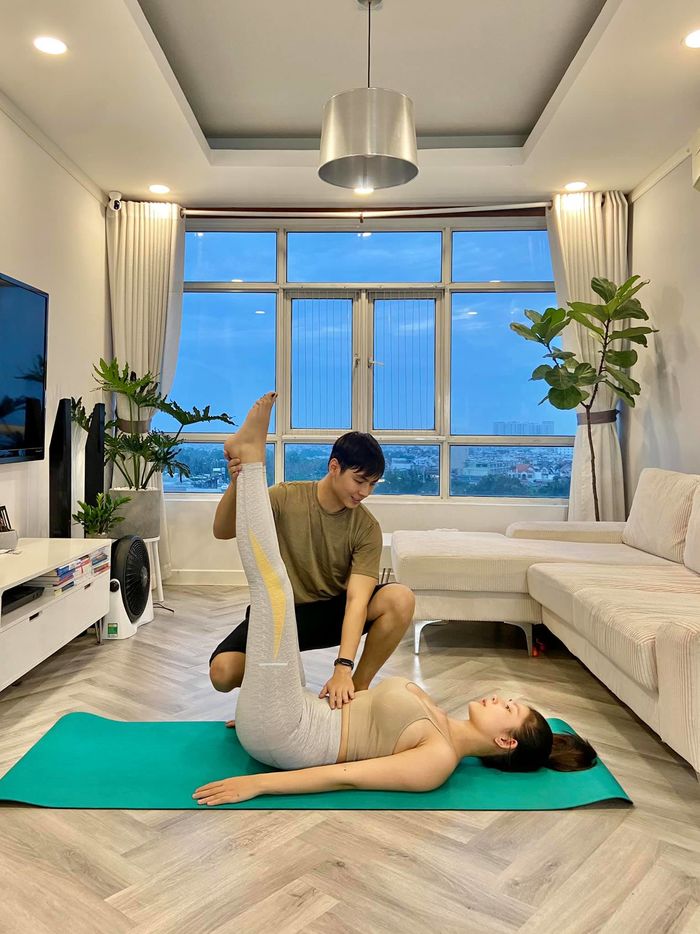 Mỹ nhân Việt giảm cân sau sinh nhờ chồng: Chúng Huyền Thanh giảm 18kg