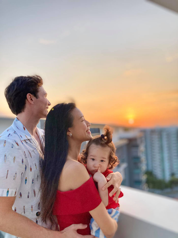 Mỹ nhân Việt lấy chồng ngoại quốc: Thu Minh như bà hoàng