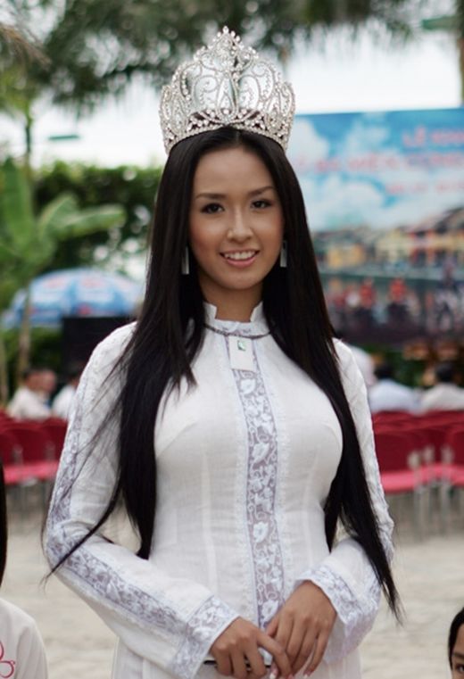 Mỹ nhân Việt lên đời nhờ thay da: Phi Thanh Vân tốn 2 tỷ nhưng đáng