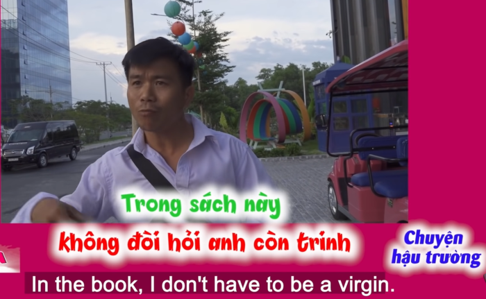 Từ chối hẹn hò bạn gái mất trong trắng: Sách không đòi hỏi con trai