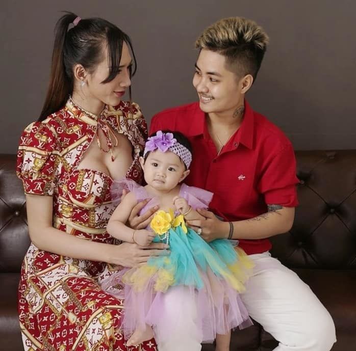 Cuộc sống hiện tại của người đàn ông Việt đầu tiên sinh con sau ly hôn